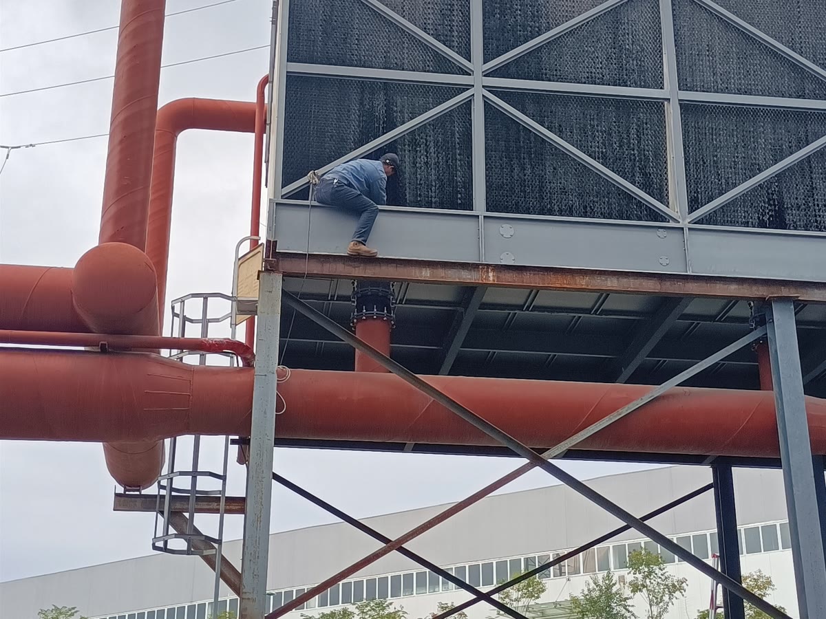 东方产业园中央空调末端漏水排查